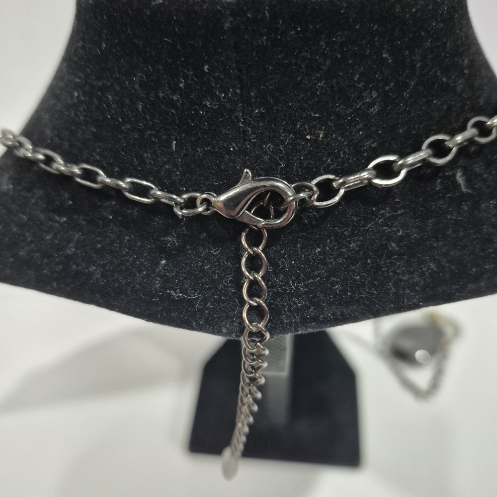 Sleek Black Nygard Teardrop Pendant Necklace - Picture 3 of 8